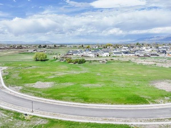 888 W 85 S, Unit 11, Hyrum, UT 84319