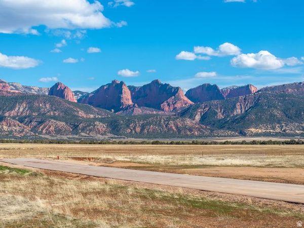 1705 E 460 N, Unit 18, New Harmony, UT 84757