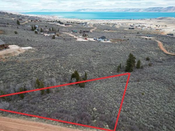 3416 S SWEETWATER PKWY, Unit 23, Garden City, UT 84028