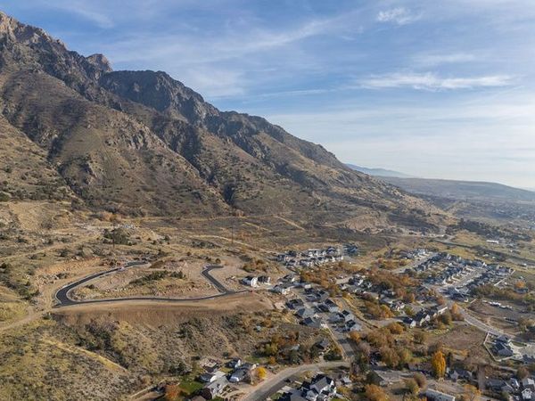 321 E 450 S, Unit 104, Willard, UT 84340