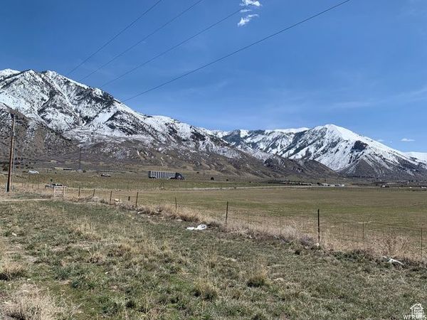 300 N UT-54 1070 AVE , Mona, UT 84645