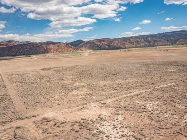 1500 N 800 W, Unit 9, Parowan, UT 84761