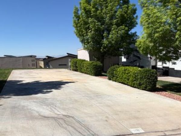98 LAVA RD , Hurricane, UT 84737