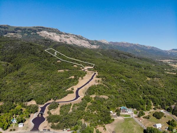 2687 E ARROWLEAF LN N, Unit 5, Liberty, UT 84310