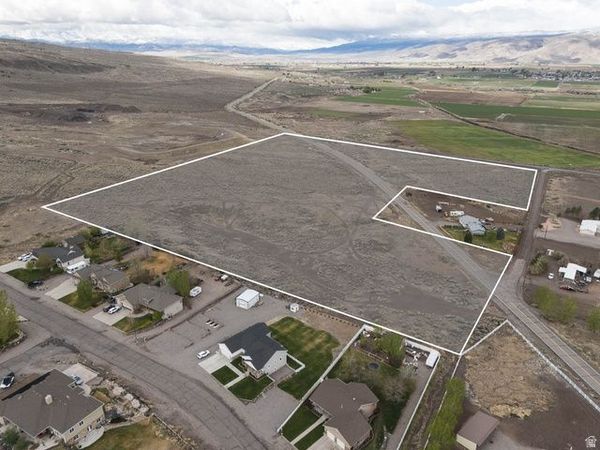 345 W LAND SLIDE RD , Annabella, UT 84711