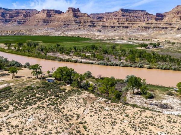 4915 HASTINGS RD , Green River, UT 84525
