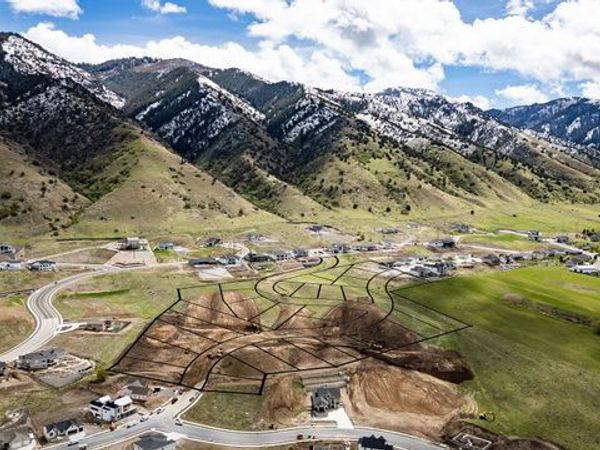 186 N SHERWOOD DR , Unit 20, Providence, UT 84332