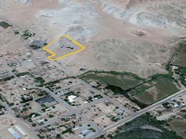 100 W 201 S, Hanksville, UT 84734