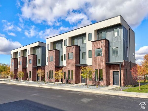 49 E 200 N, Unit 4, Bountiful, UT 84010