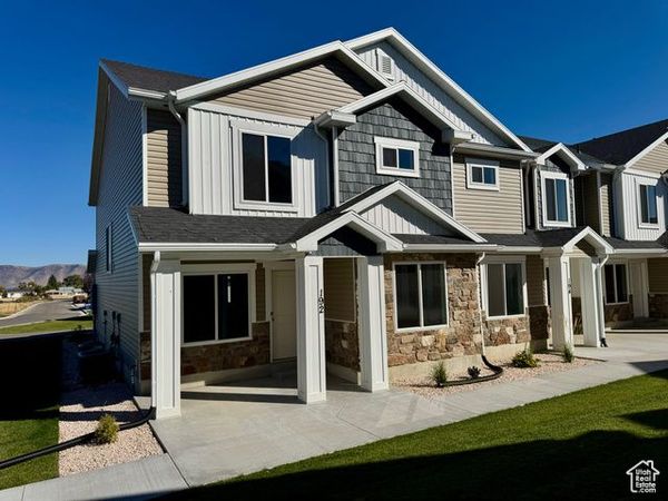 192 W SEASONS LN , Unit 52, Garden City, UT 84028
