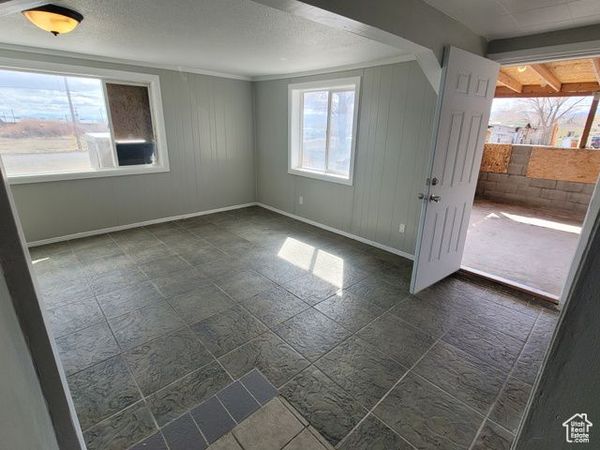 250 8TH ST , Wendover, UT 84083