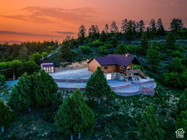 2595 CANYON VIEW DR , Duck Creek Village, UT 84762