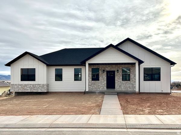 431 W CENTER ST S, Gunnison, UT 84634