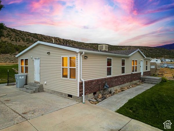 4845 W HILLSIDE DR N, Maeser, UT 84078