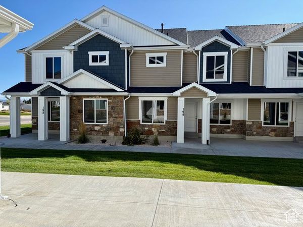 194 W SEASNONS LN , Unit 51, Garden City, UT 84028