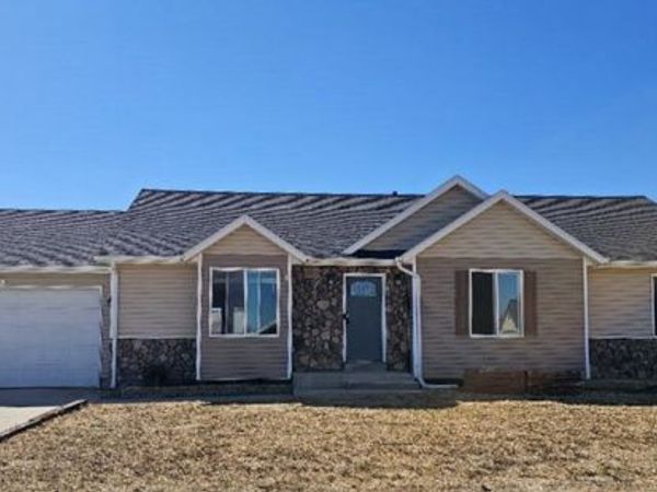 689 N 4250 W, Maeser, UT 84078
