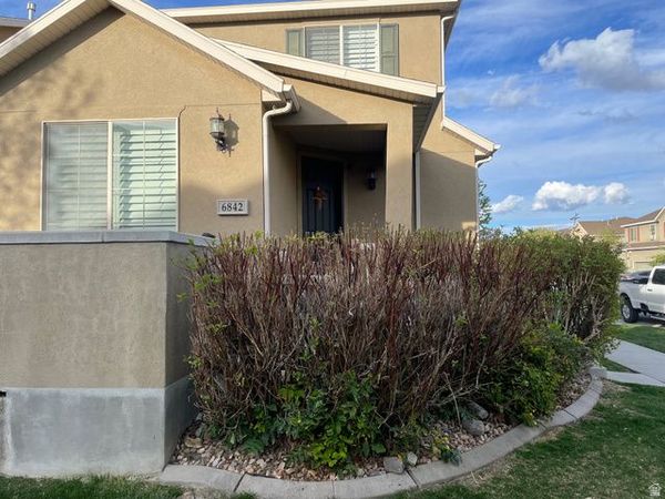 6842 BIGELOW DR, Stansbury Park, UT 84074