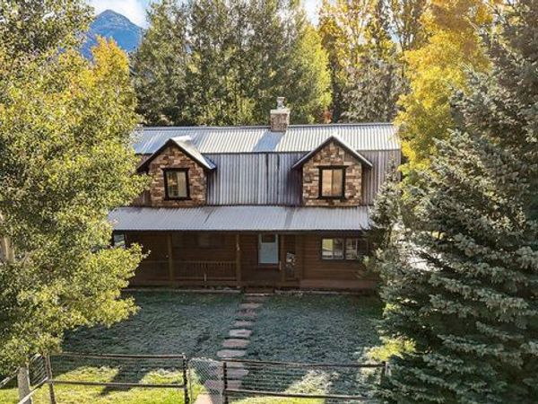 82 N 400 W, Pine Valley, UT 84781
