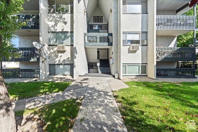 219 E Hill Ave , Unit #6, Salt Lake City, UT 84107 Main Photo