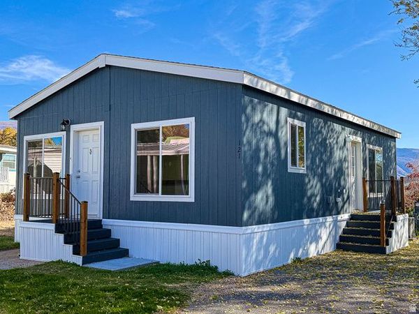 121 BARRINGTON WAY, Layton, UT 84041