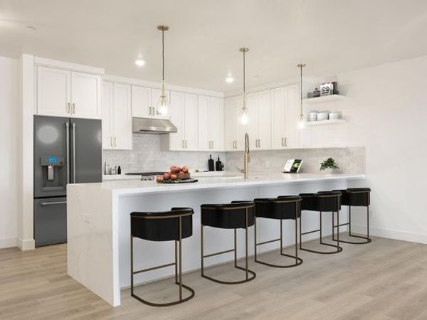 2250 E MURRAY HOLLADAY RD , Unit 305, Holladay, UT 84117