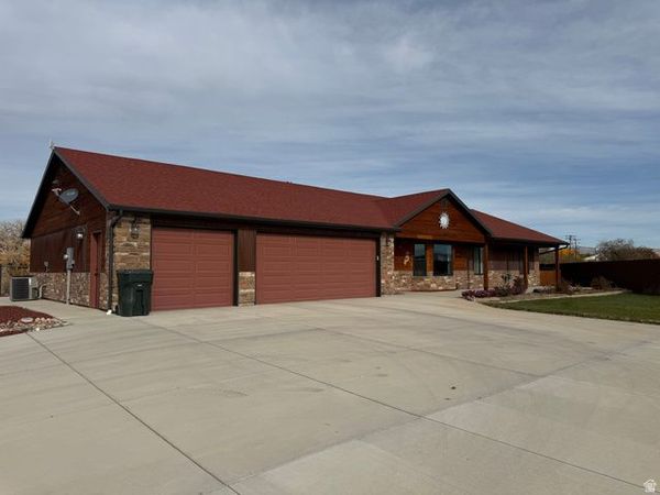 1535 E 500 S, Green River, UT 84525