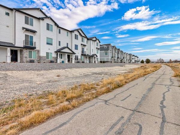3894 N COUGAR LN , Eagle Mountain, UT 84005