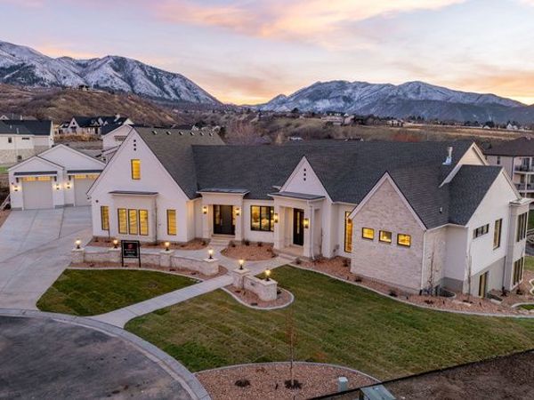 581 W LUCILLES CV , Woodland Hills, UT 84653