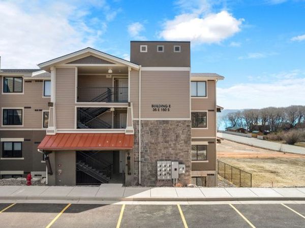 35 E 150 S, Unit E201, Garden City, UT 84028