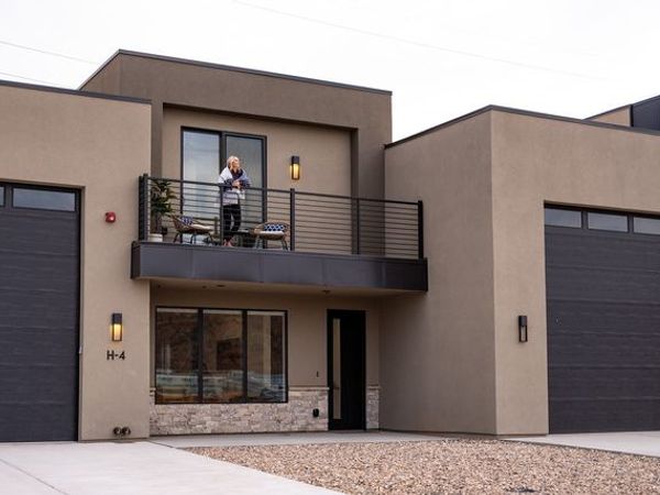 425 W MOMORI CIR , Unit B2, Kanab, UT 84741