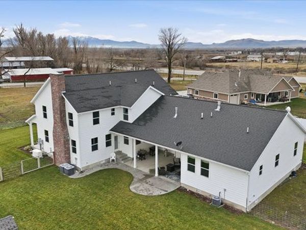 1009 E HIGH CREEK RD , Cove, UT 84320