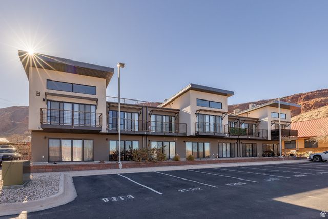 443 Kane Creek Blvd, Unit B-112, Moab, UT 84532 Main Photo