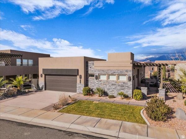 5024 W NASHOBA TRL , Hurricane, UT 84737