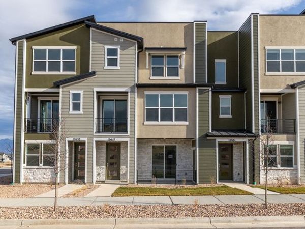 12657 DANSIE OAKS DR S, Unit 300, Herriman, UT 84096