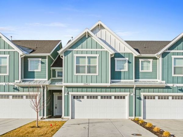 3943 S 4525 W, Unit 8, West Haven, UT 84401