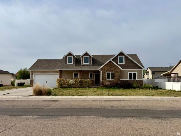 102 E 1800 S, Roosevelt, UT 84066