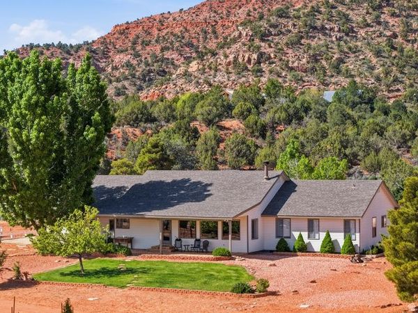 898 W GRAND CANYON DR, Kanab, UT 84741