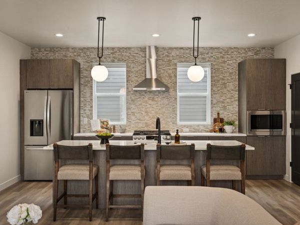 595 E SAVVY CV S, Unit 46, Salt Lake City, UT 84107