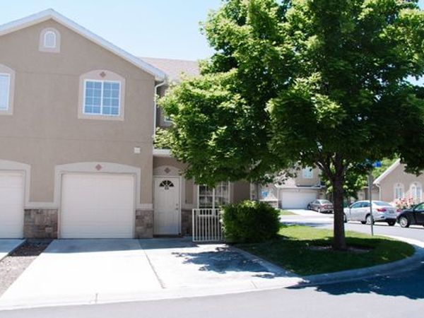 5562 W GERONIMO WAY, West Jordan, UT 84081