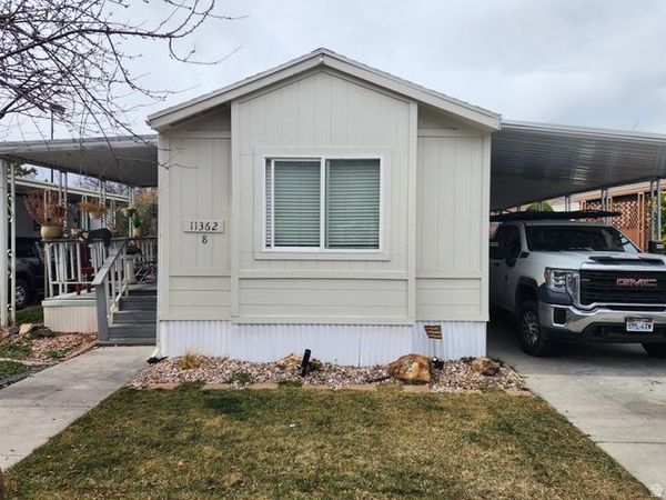 11362 S CRESCENT PARK WAY E, Unit 8, Sandy, UT 84070