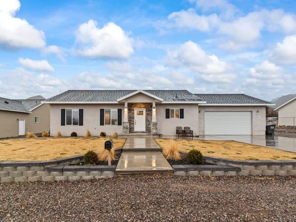847 S 300 E, Monroe, UT 84754