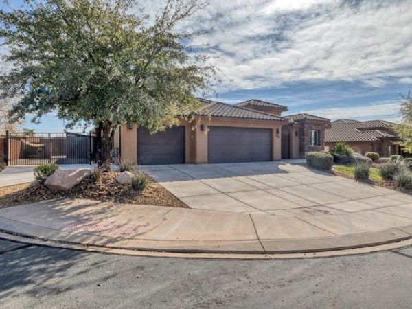 328 N HARRIER LN W, Ivins, UT 84738