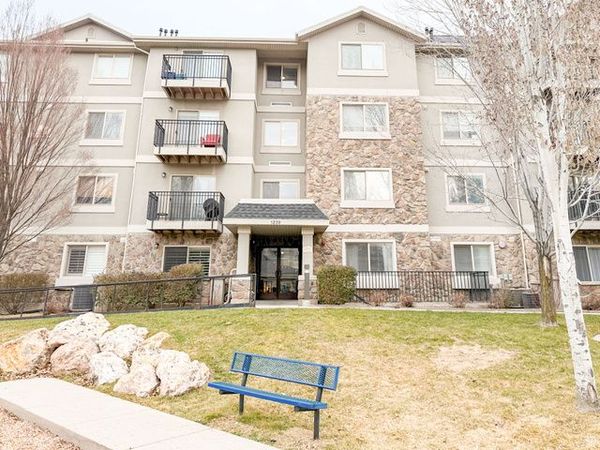 1230 E PRIVET DR S, Unit 431, Cottonwood Heights, UT 84121