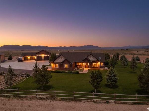 520 N OLD PARAGONAH HWY , Parowan, UT 84761