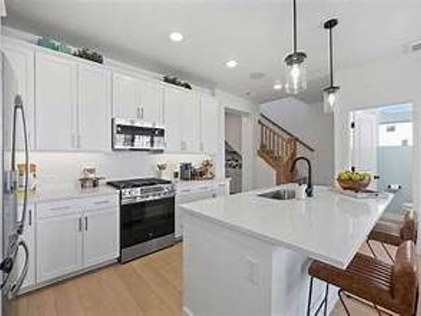 2889 S ARFONS BAY, West Valley City, UT 84128