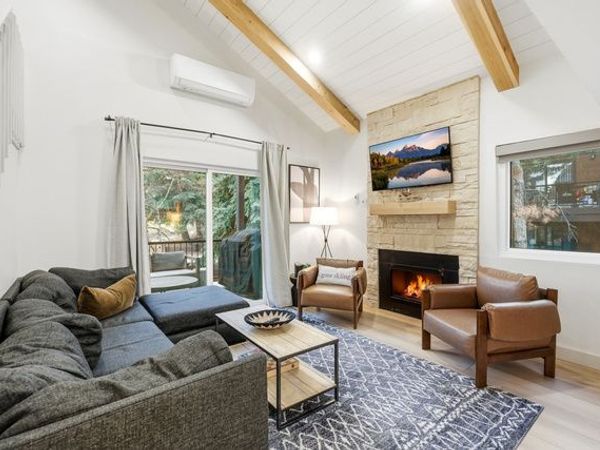 2025 CANYONS RESORT DR , Unit P8, Park City, UT 84098