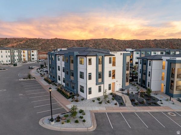 224 N CHAPPARRAL DR , Unit M201, Hurricane, UT 84737