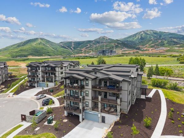 1156 W HELLING CIR , Unit 201, Heber City, UT 84032