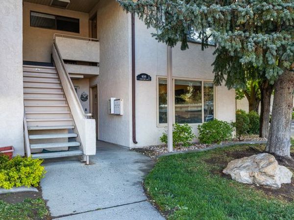 935 E CREEKHILL LN, Unit 11, Midvale, UT 84047