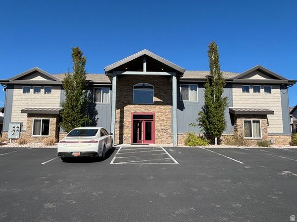 140 W 150 S, Unit D11, Garden City, UT 84028